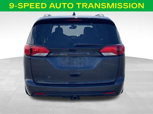 Used 2020 Chrysler Pacifica Touring-L AWD/4WD image 10