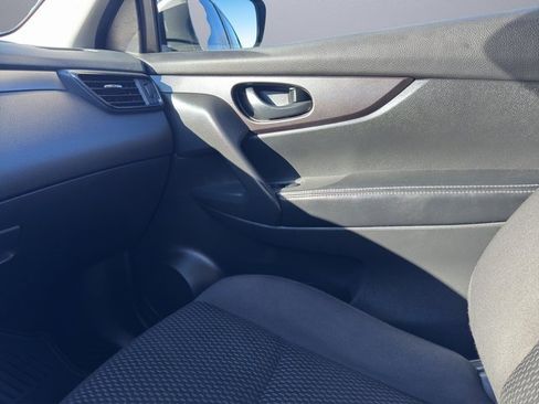 Used 2018 Nissan Rogue Sport S w/ S Appearance Package image 23