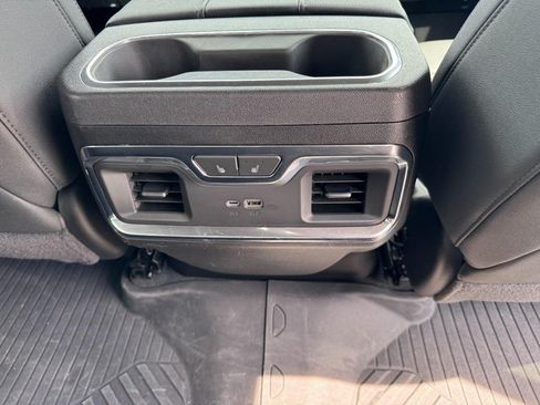 Used 2024 Chevrolet Silverado 1500 LTZ AWD/4WD image 16