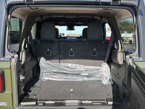 Used 2024 Jeep Wrangler Sport S image 13