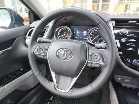 Certified 2018 Toyota Camry XLE image 20