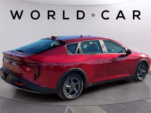 Used 2025 Kia K4 image 7