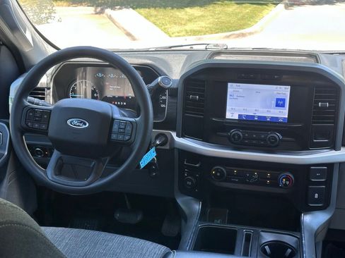 Used 2021 Ford F150 XLT AWD/4WD image 16