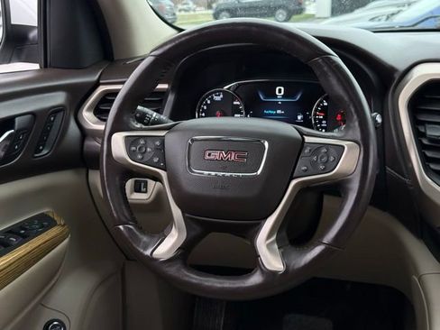 Used 2017 GMC Acadia Denali w/ Technology Package image 8