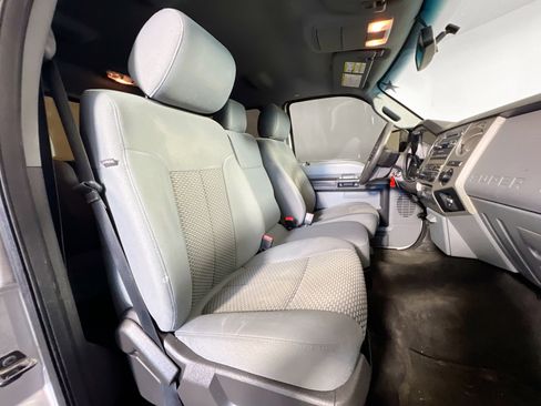 Used 2016 Ford F250 XLT w/ XLT Value Package AWD/4WD image 29