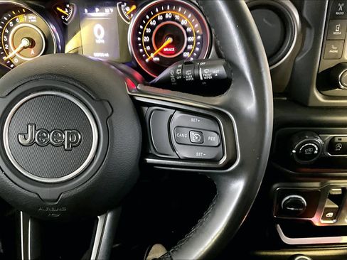 Used 2020 Jeep Wrangler Sport AWD/4WD image 24