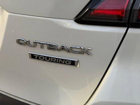 Used 2022 Subaru Outback Touring image 29