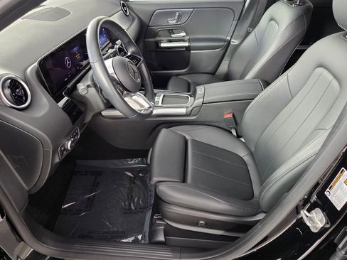 Certified 2025 Mercedes-Benz GLA 250 image 9