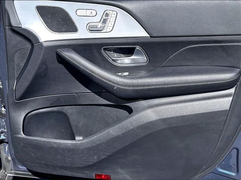 Used 2024 Mercedes-Benz GLE 350 4MATIC w/ 3rd Row Seat Package image 29