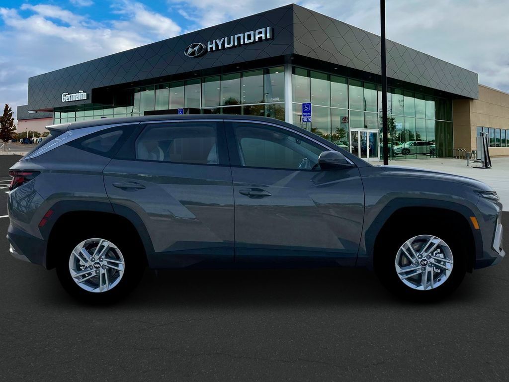 New 2026 Hyundai Tucson SE AWD/4WD image 9