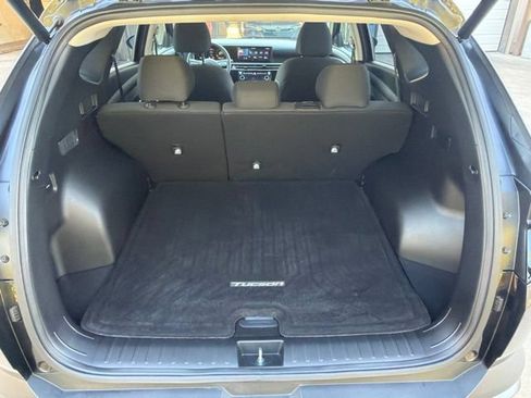 Used 2025 Hyundai Tucson SEL FWD image 21