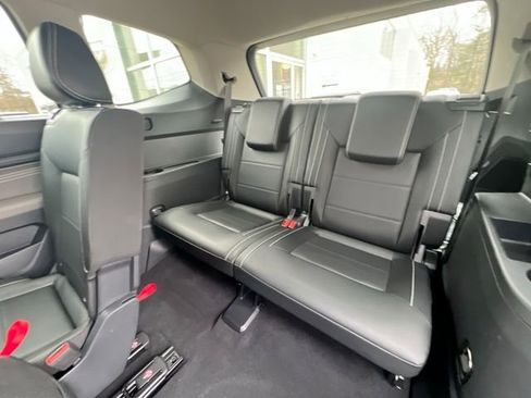 Certified 2023 Volkswagen Atlas SE image 22