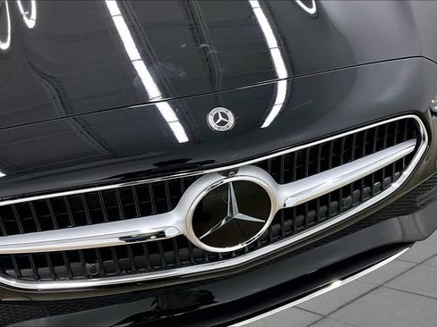 Used 2024 Mercedes-Benz C 300 4MATIC Sedan w/ Exclusive Trim Package image 29