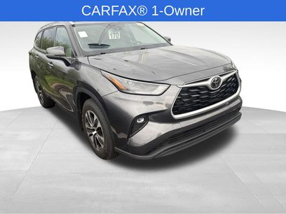 Used 2022 Toyota Highlander XLE