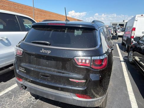 Used 2021 Jeep Compass Trailhawk w/ Convenience Group AWD/4WD image 13