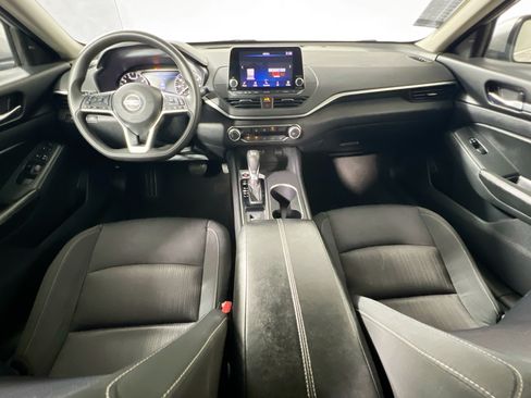 Used 2022 Nissan Altima 2.5 SV AWD/4WD image 28