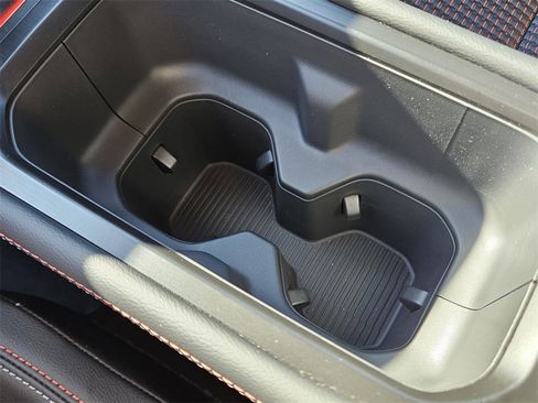 New 2026 Nissan Kicks SR image 25