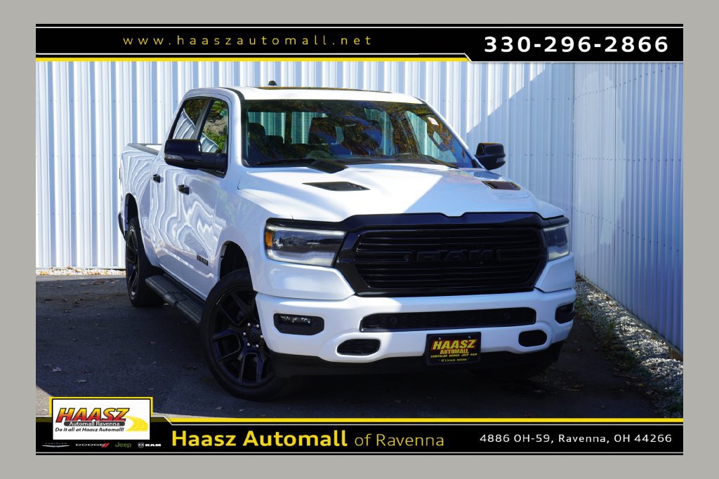 Used 2024 RAM 1500 Laramie AWD/4WD image 1