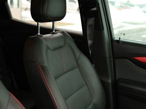 Used 2024 Chevrolet TrailBlazer RS w/ Convenience Package FWD image 63