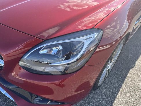 Used 2019 Mercedes-Benz SLC 300 image 9