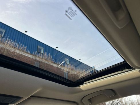 Used 2024 Nissan Altima 2.5 SR w/ SR Premium Package image 26