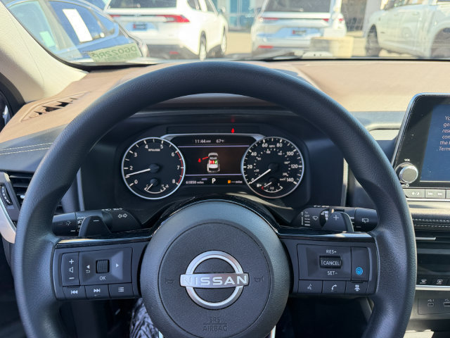 Used 2023 Nissan Rogue SV AWD/4WD image 14