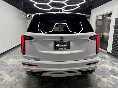 Used 2020 Cadillac XT6 Premium Luxury image 4