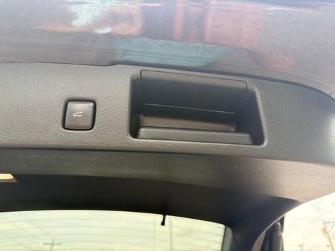 Used 2023 Ford Escape Platinum AWD/4WD image 7