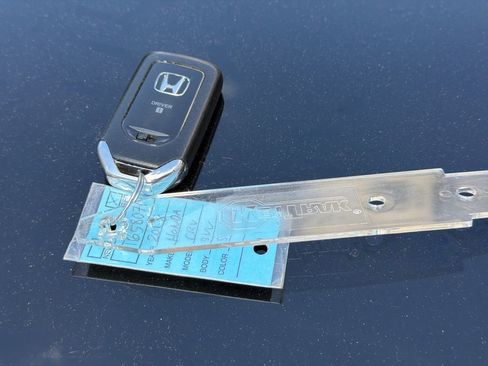 Used 2018 Honda CR-V Touring image 35