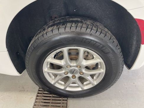 Used 2022 Chrysler Pacifica Touring-L FWD image 33