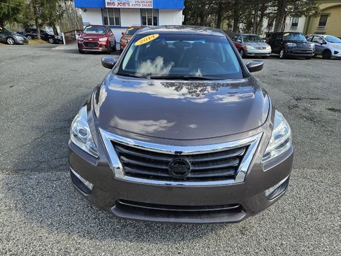 Used 2014 Nissan Altima 2.5 S w/ Sport Value Package image 9