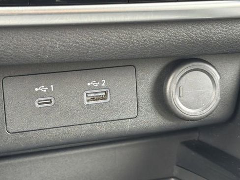 Certified 2023 Nissan Rogue SV image 8