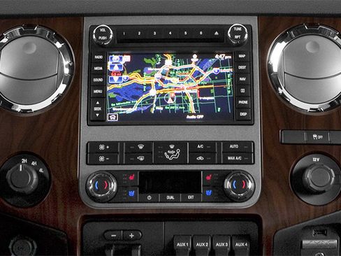 Used 2014 Ford F250 XLT w/ XLT Premium Package AWD/4WD image 17