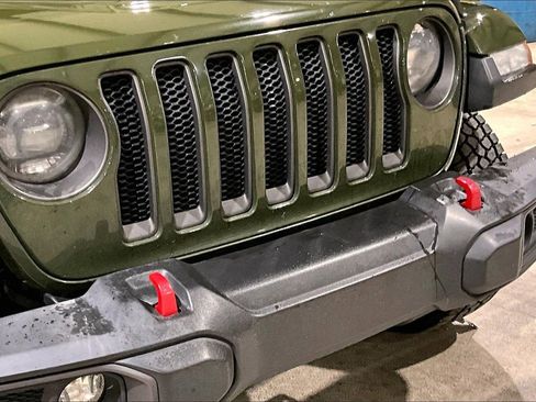 Used 2022 Jeep Wrangler Unlimited Rubicon w/ Cold Weather Group image 26