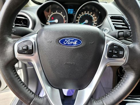 Used 2016 Ford Fiesta Titanium image 22