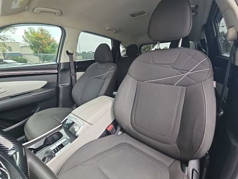 Used 2022 Hyundai Tucson SE FWD image 20