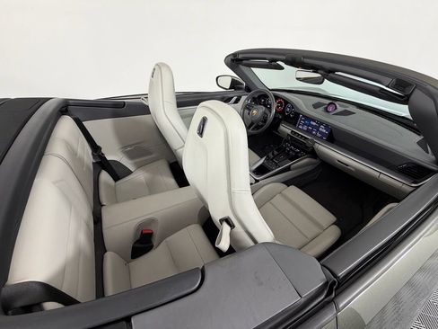 Used 2020 Porsche 911 Carrera 4S AWD/4WD image 14