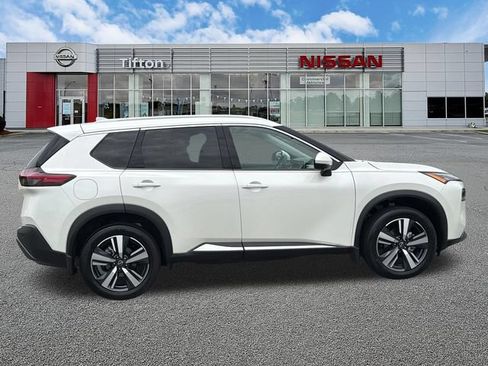 Used 2023 Nissan Rogue SL FWD image 8