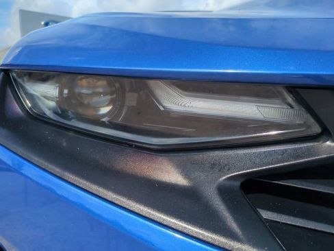 Used 2023 Chevrolet Camaro LT image 10