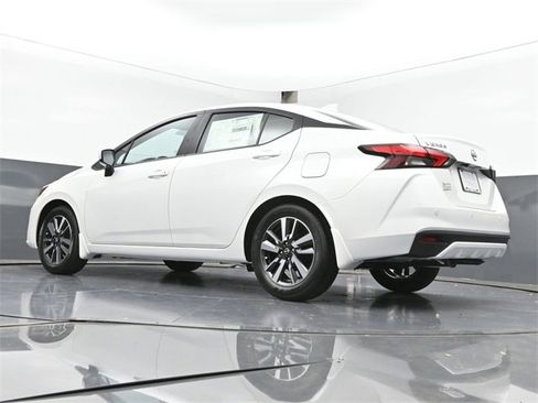 New 2025 Nissan Versa SV w/ Trunk Package image 40