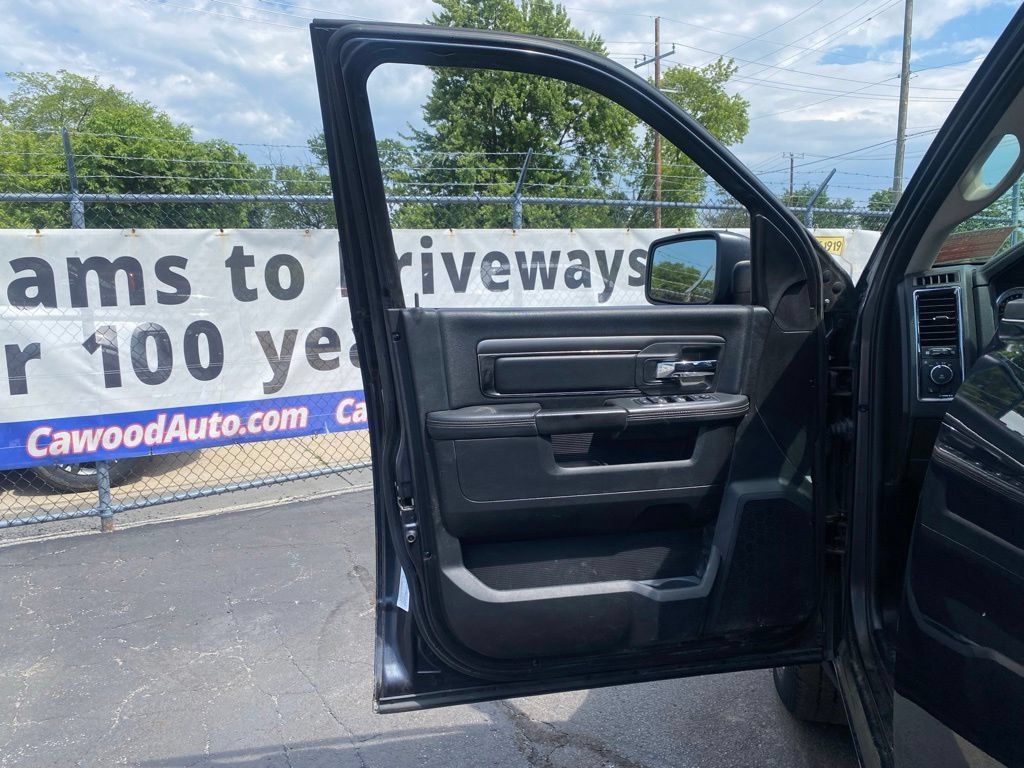 Used 2015 RAM 1500 Sport w/ Sport Premium Group AWD/4WD image 13