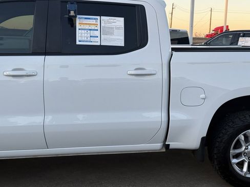 Used 2022 Chevrolet Silverado 1500 LT image 17