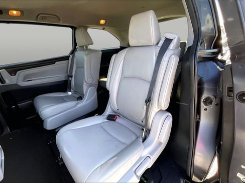 Used 2018 Honda Odyssey EX-L image 20