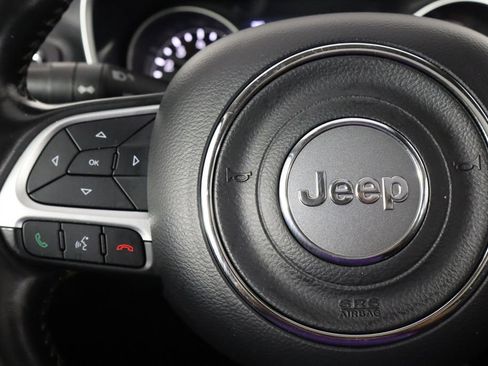 Used 2021 Jeep Compass Limited w/ Sun and Sound Group AWD/4WD image 8