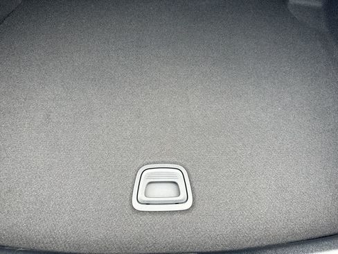Used 2026 Mercedes-Benz E 350 Sedan image 33