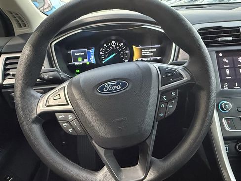 Used 2019 Ford Fusion SE image 35
