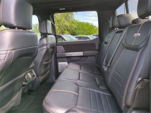 Used 2024 Ford F250 Platinum image 16