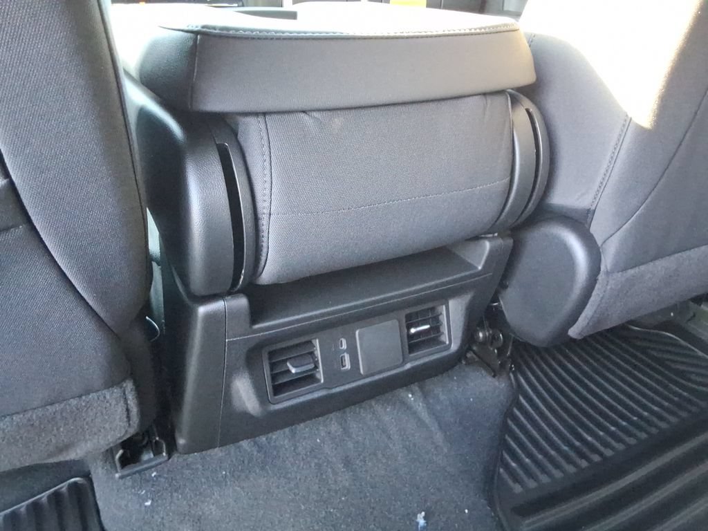 New 2026 Chevrolet Silverado 2500 Custom w/ Custom Value Package AWD/4WD image 18