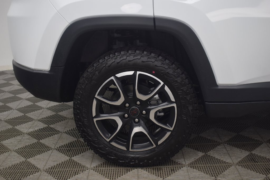 New 2026 Jeep Compass Trailhawk AWD/4WD image 8