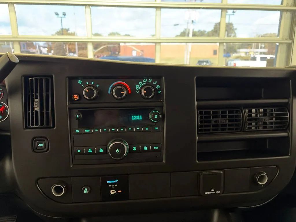 Used 2023 GMC Savana 2500 w/ Driver Convenience Package RWD image 23